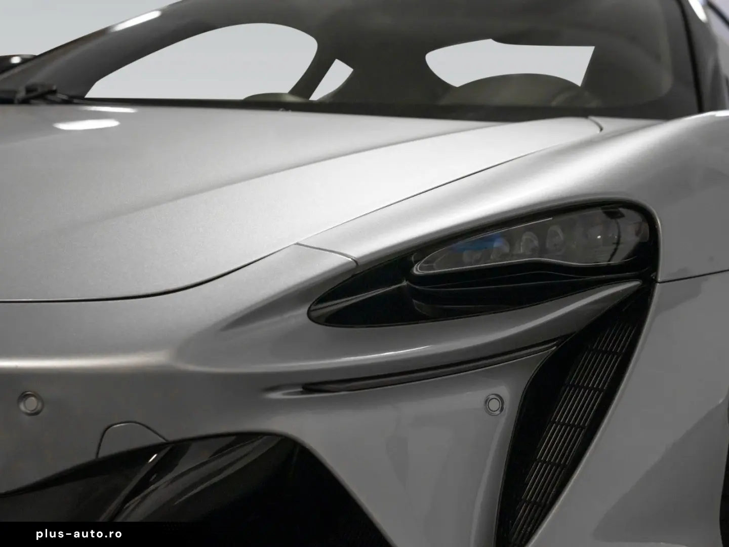 MCLAREN Artura   3 Jahre Garantie & 2 Jahre Service inkl