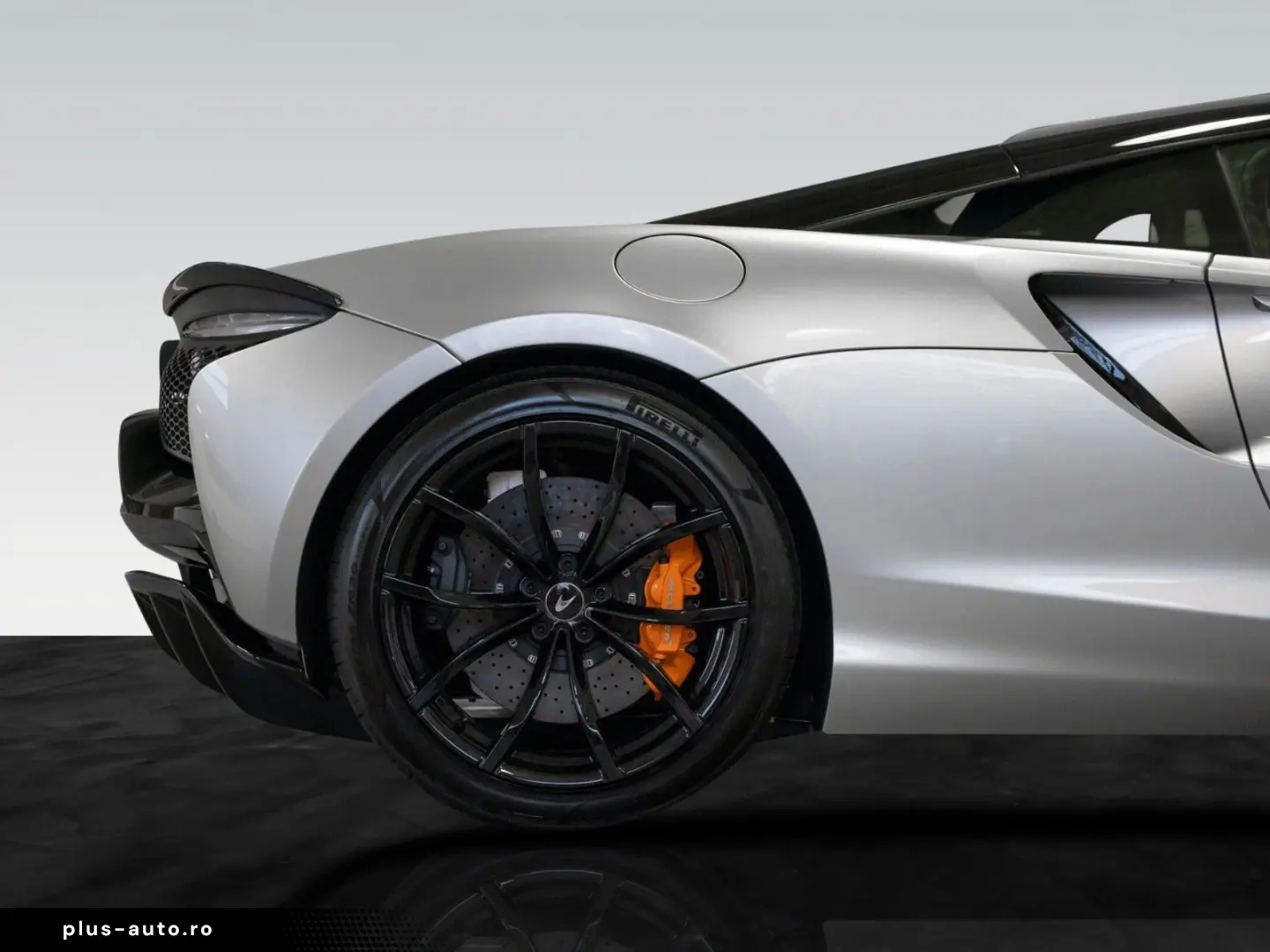 MCLAREN Artura   3 Jahre Garantie & 2 Jahre Service inkl