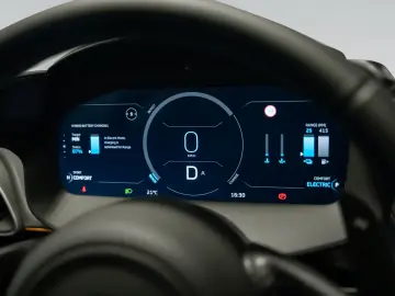 MCLAREN Artura   3 Jahre Garantie & 2 Jahre Service inkl