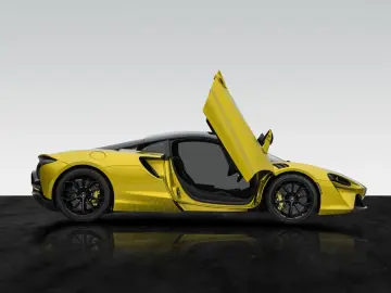 MCLAREN Artura   3 Jahre Garantie & 2 Jahre Service inkl