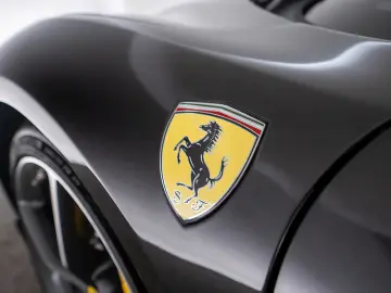 FERRARI 296 GTS