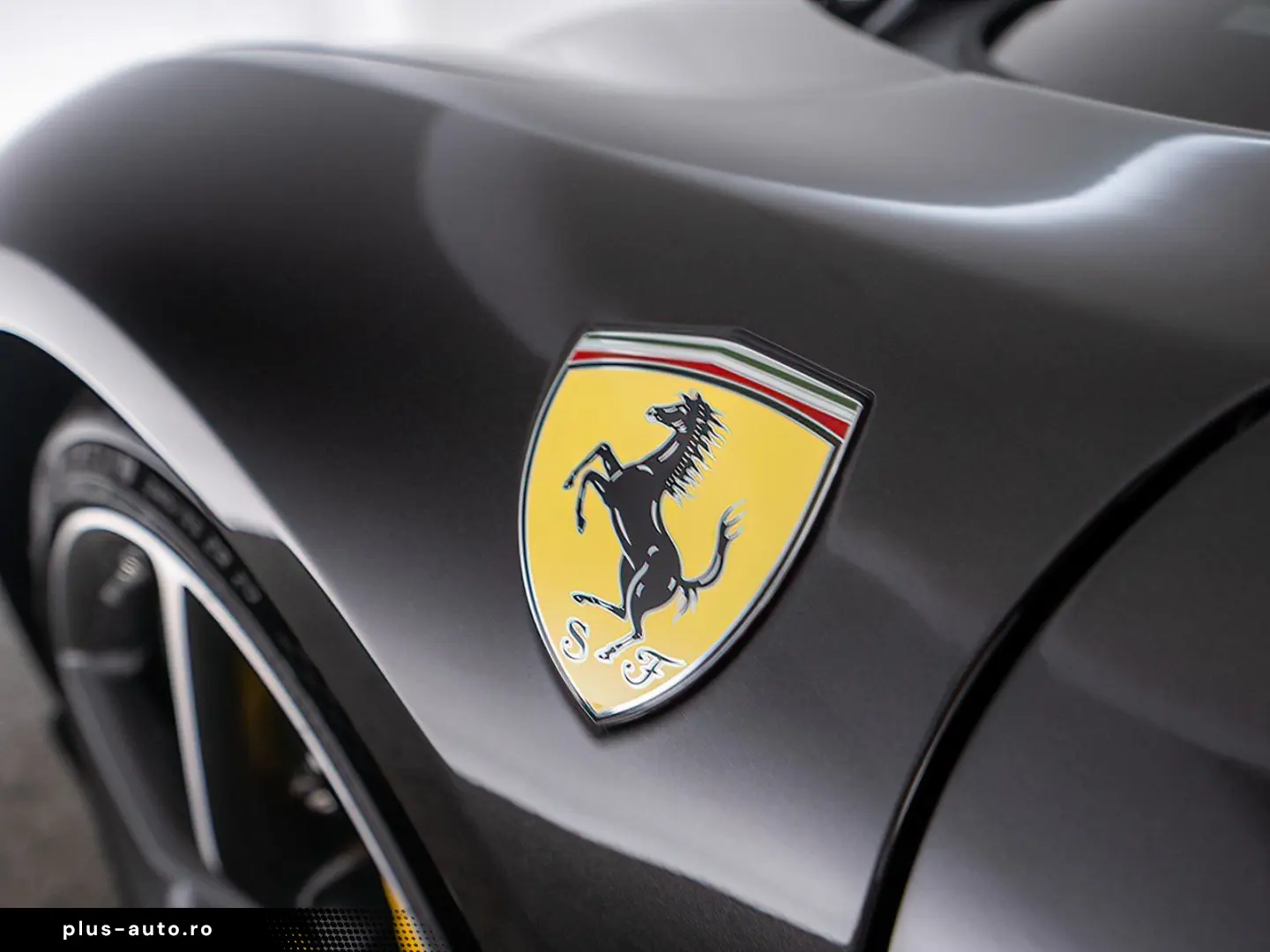 FERRARI 296 GTS