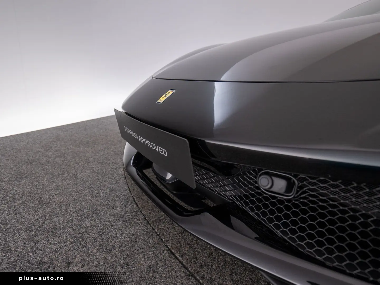 FERRARI 296 GTS