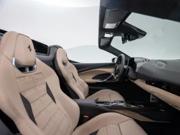 FERRARI 296 GTS
