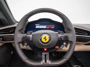 FERRARI 296 GTS