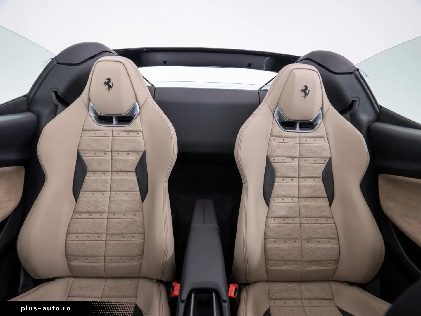 FERRARI 296 GTS