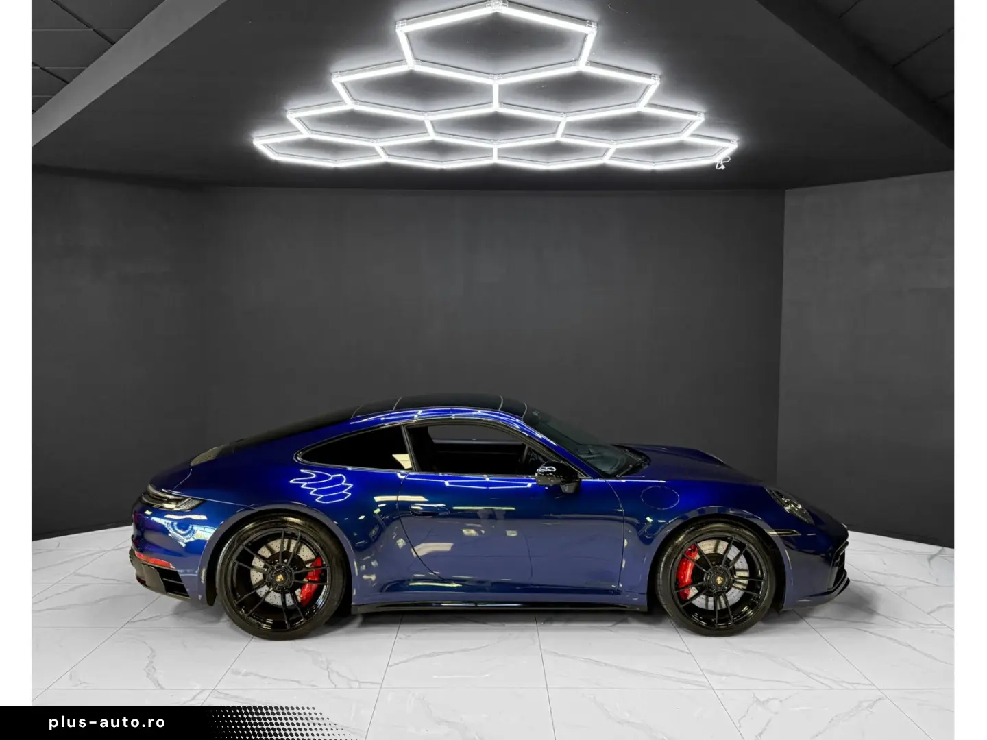 PORSCHE 992 Carrera 4 GTS   Lift   Bose   Matrix   360