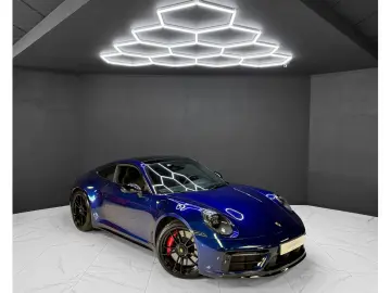PORSCHE 992 Carrera 4 GTS   Lift   Bose   Matrix   360