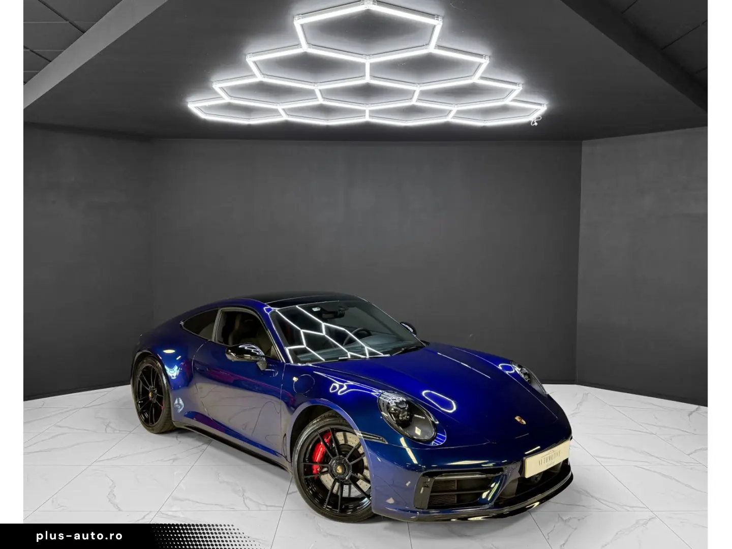 PORSCHE 992 Carrera 4 GTS   Lift   Bose   Matrix   360