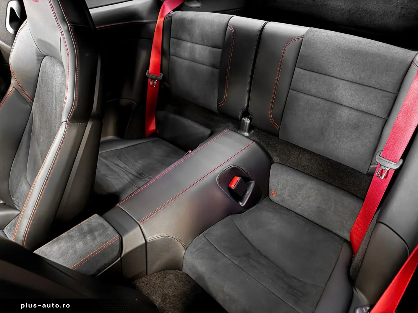 PORSCHE 992 Carrera 4 GTS   Lift   Bose   Matrix   360