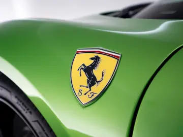FERRARI 296 GTS