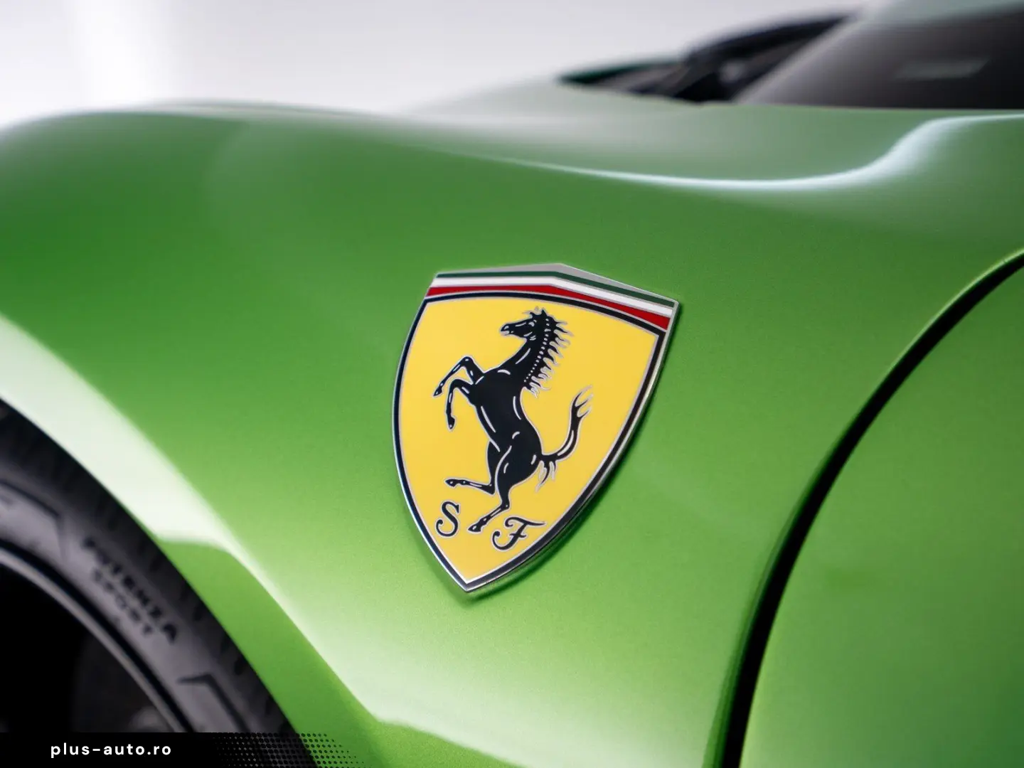 FERRARI 296 GTS
