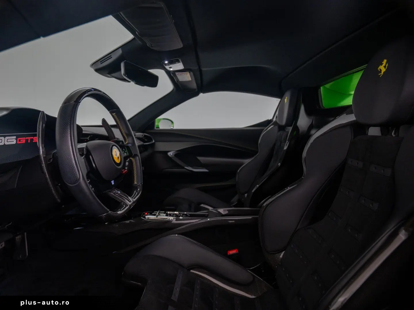 FERRARI 296 GTS