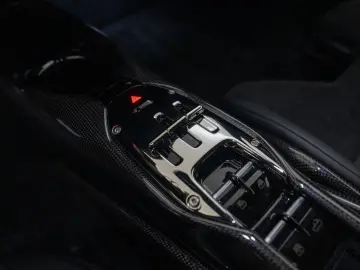 FERRARI 296 GTS