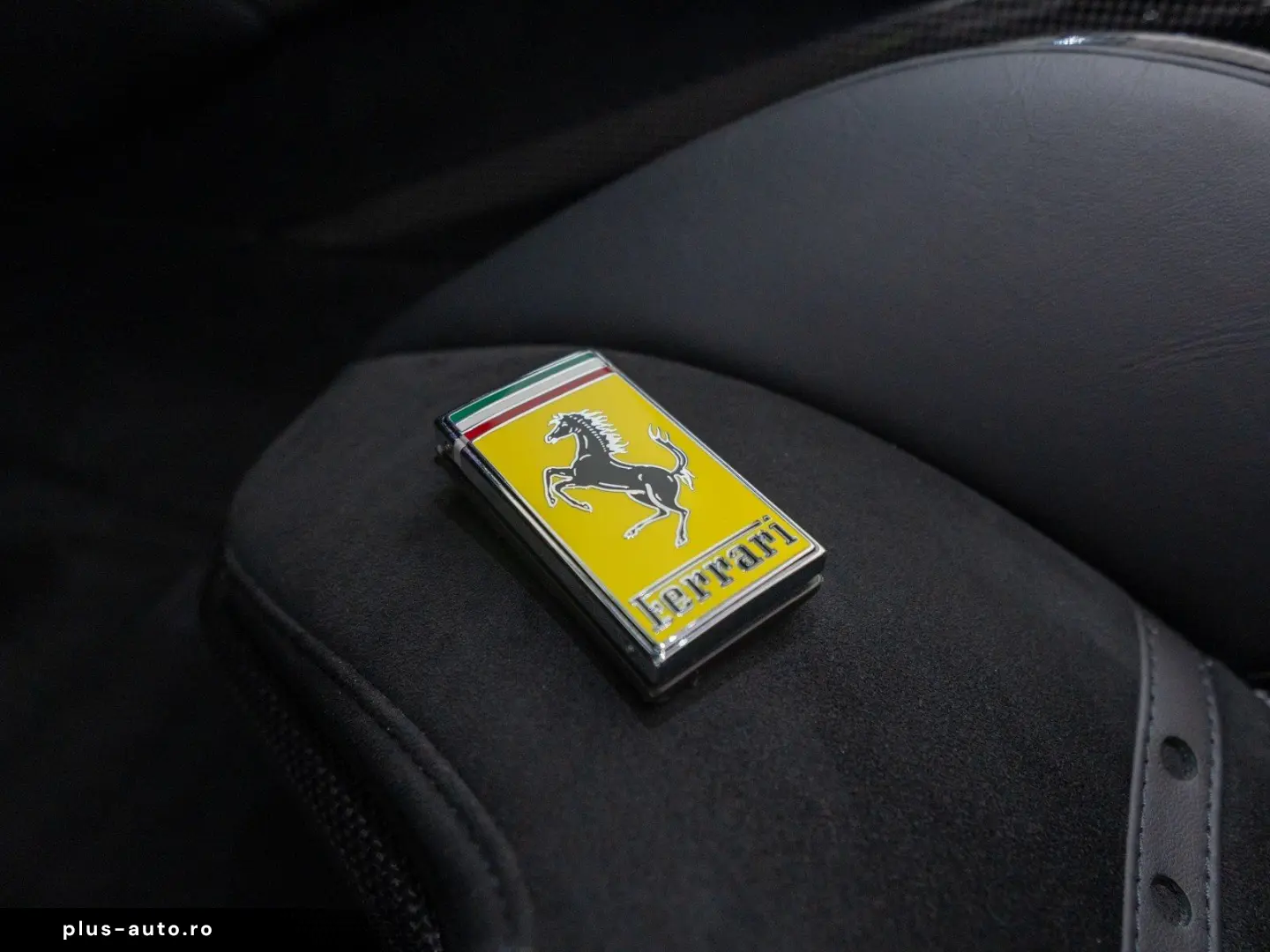FERRARI 296 GTS
