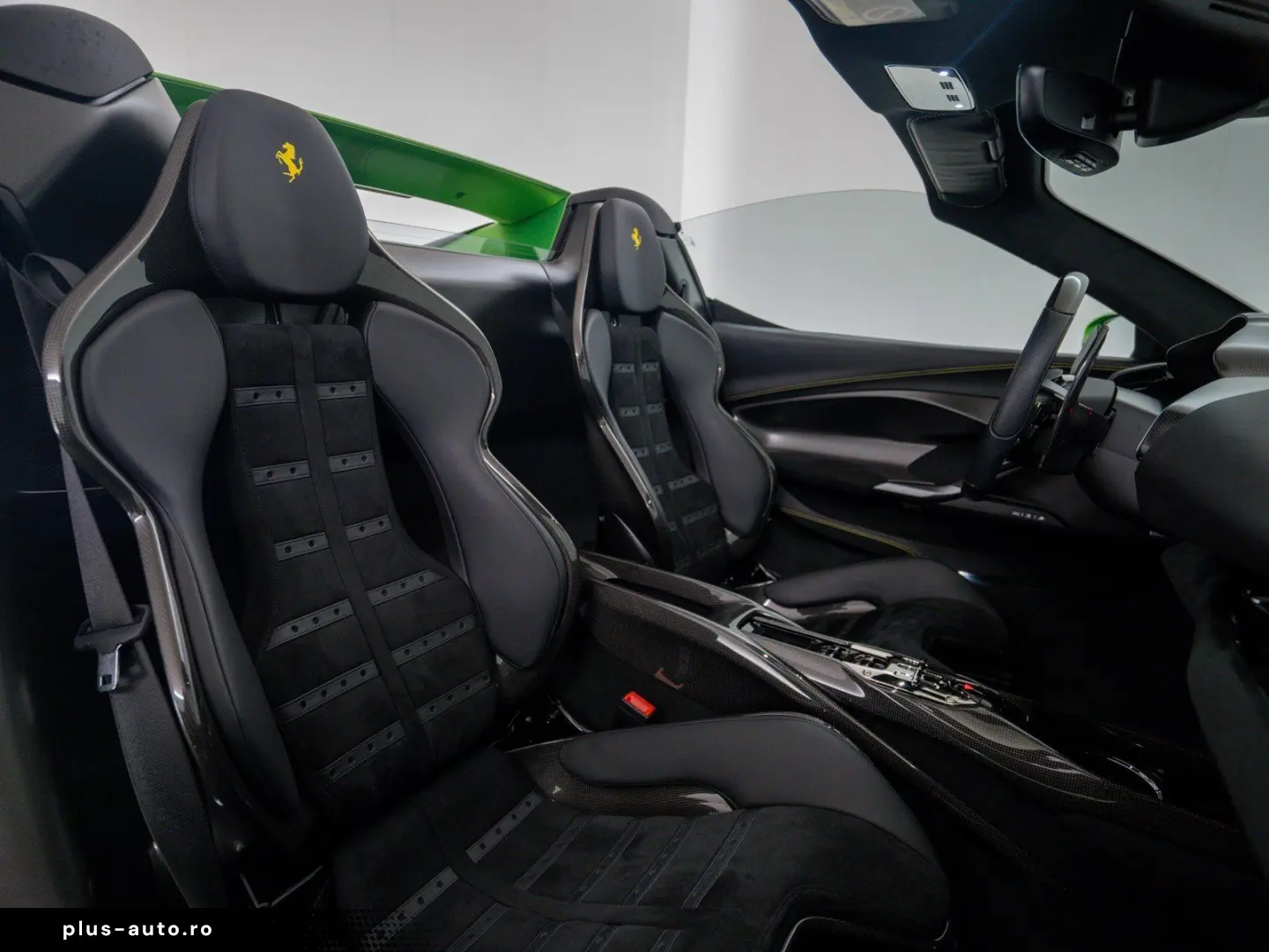 FERRARI 296 GTS