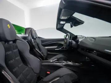 FERRARI 296 GTS