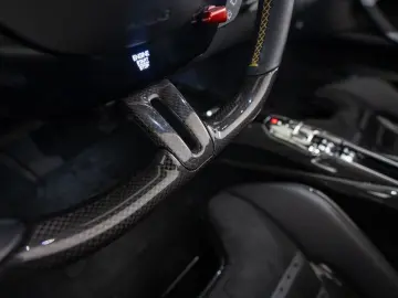 FERRARI 296 GTS