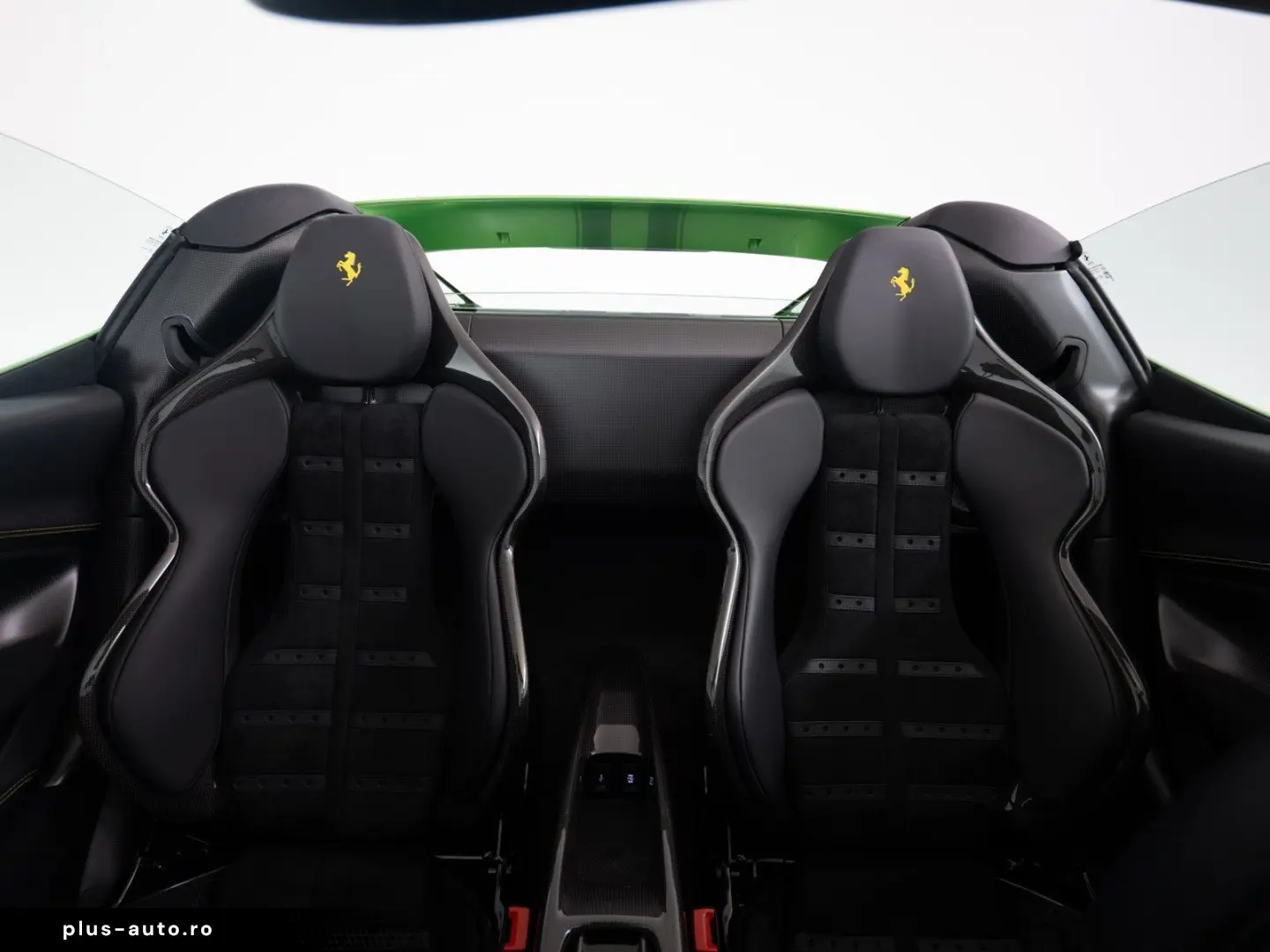 FERRARI 296 GTS