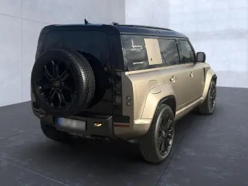 LAND ROVER Defender 110 P635 OCTA