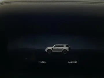 LAND ROVER Defender 110 P635 OCTA
