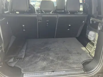 LAND ROVER Defender 110 P635 OCTA