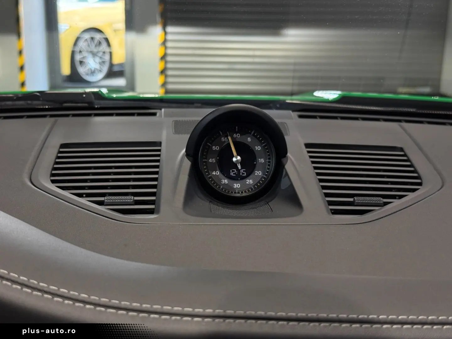 PORSCHE GT3 CS Aprvd 6 27 Lift Bose Matrix Camera
