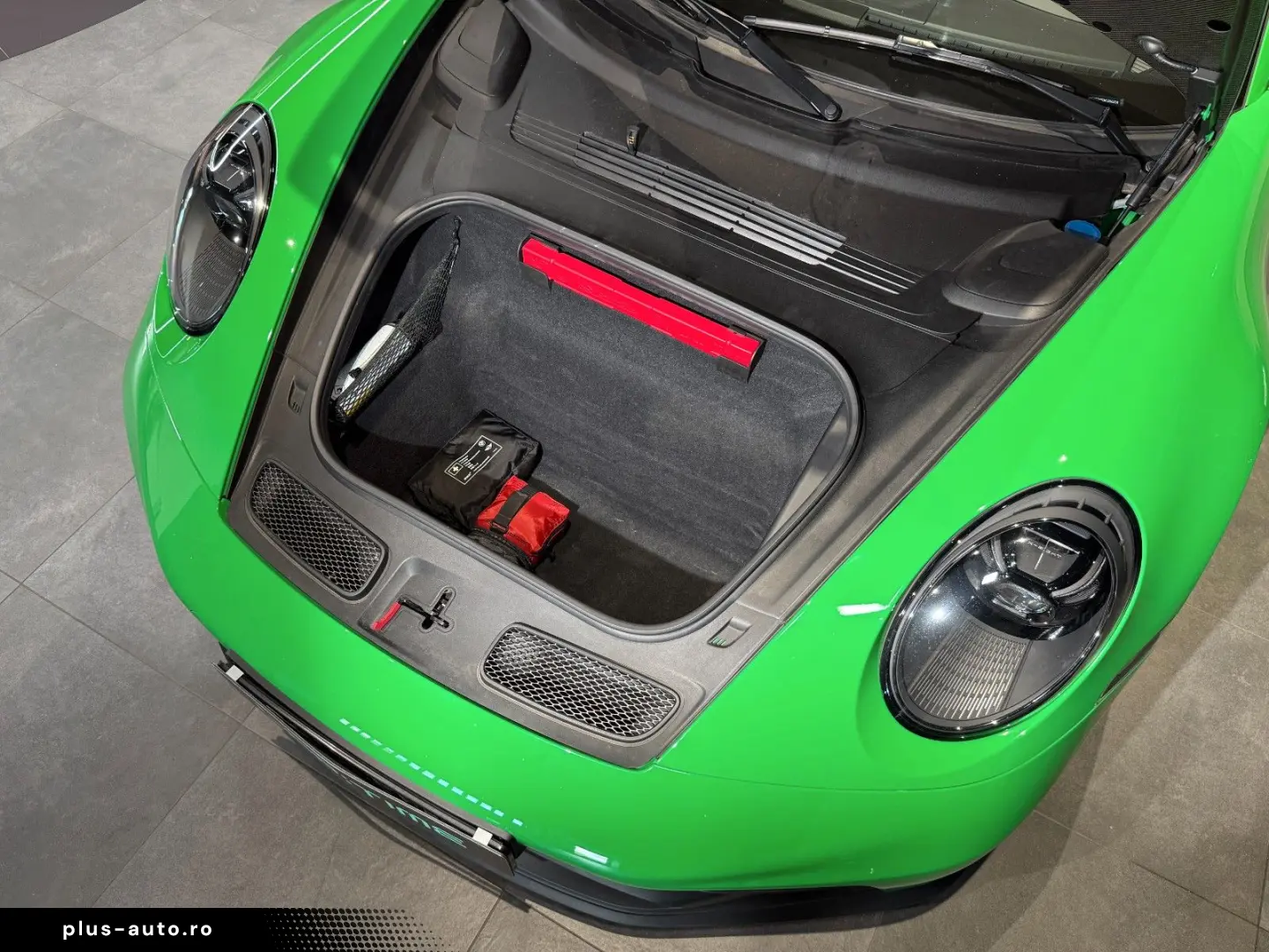 PORSCHE GT3 CS Aprvd 6 27 Lift Bose Matrix Camera