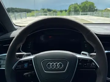 AUDI RS6 Avant GT PANO STANDHZG !! 1 of 660