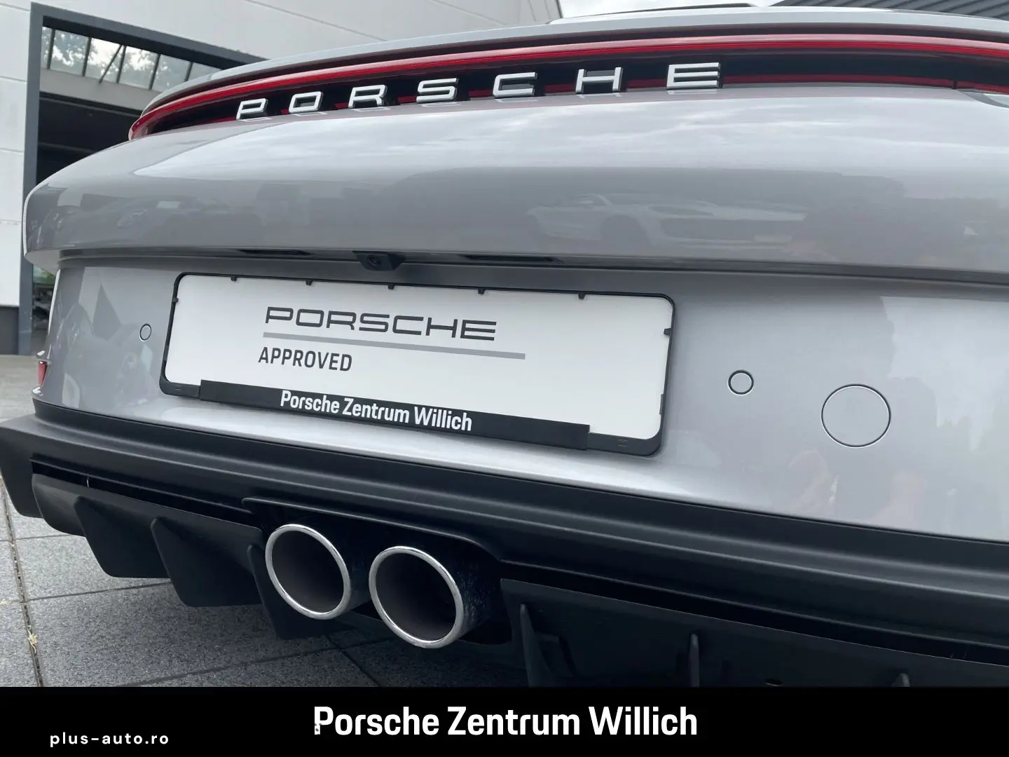 PORSCHE 992 911 GT3 mit Touring-Paket Liftsystem-VA BOSE