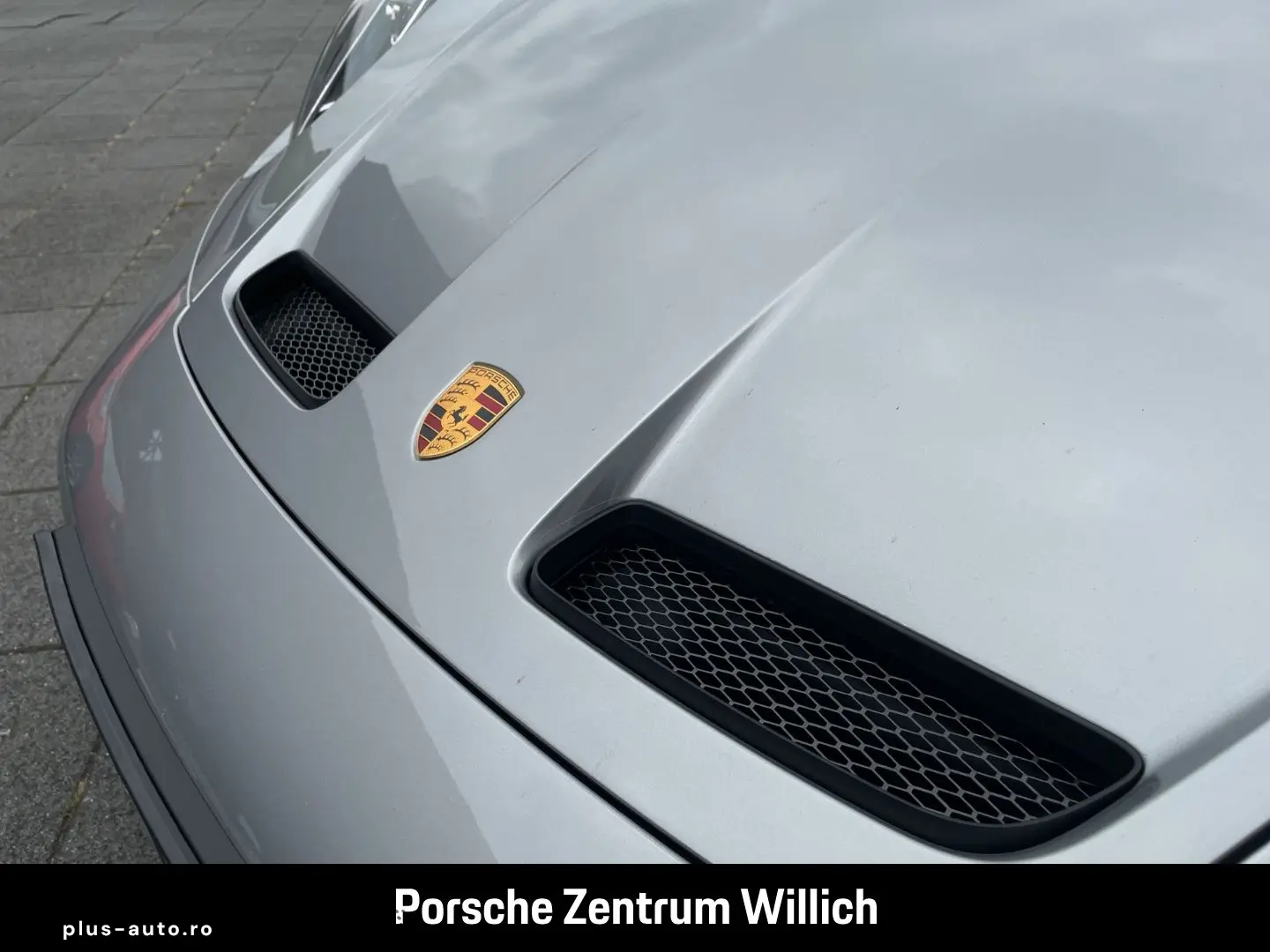 PORSCHE 992 911 GT3 mit Touring-Paket Liftsystem-VA BOSE