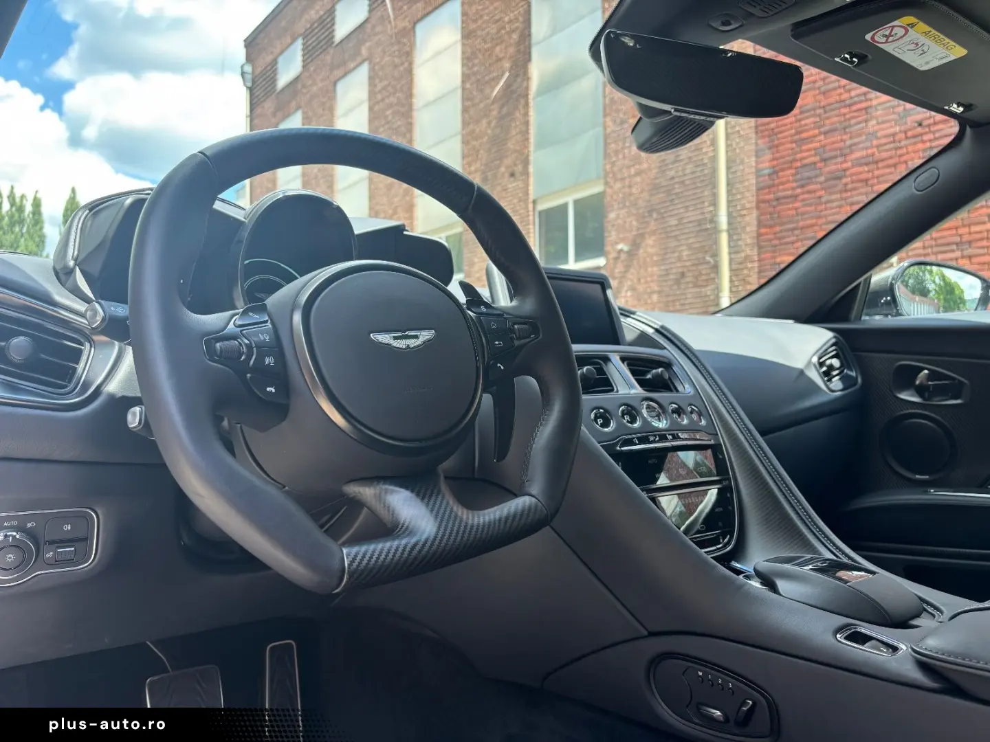 ASTON MARTIN DBS 5.2 V12 770 Ultimate 1 300 Carbon Seats PPF