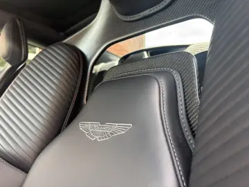 ASTON MARTIN DBS 5.2 V12 770 Ultimate 1 300 Carbon Seats PPF