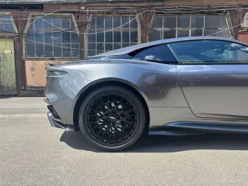 ASTON MARTIN DBS 5.2 V12 770 Ultimate 1 300 Carbon Seats PPF