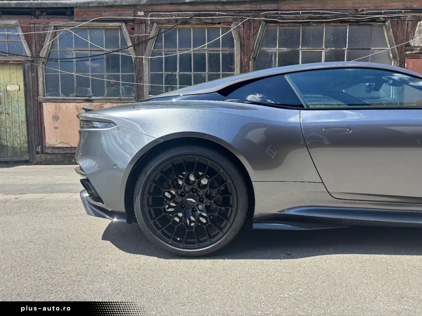 ASTON MARTIN DBS 5.2 V12 770 Ultimate 1 300 Carbon Seats PPF