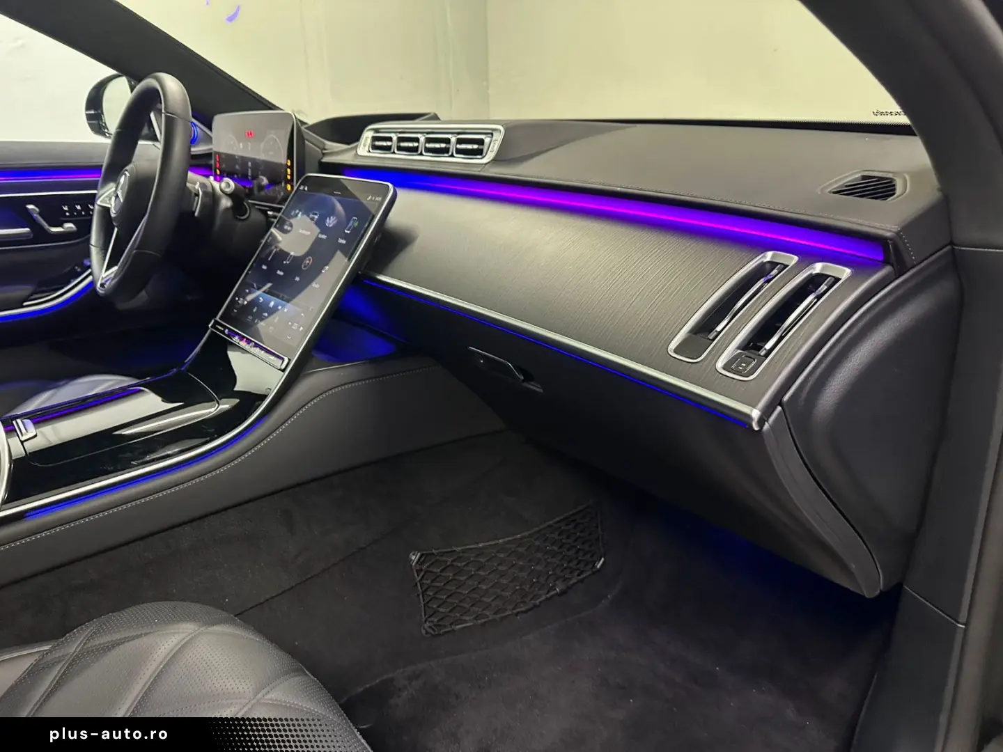 MERCEDES-BENZ S 680 Maybach 4 matic  PANO BURMESTER 4D