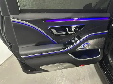 MERCEDES-BENZ S 680 Maybach 4 matic  PANO BURMESTER 4D