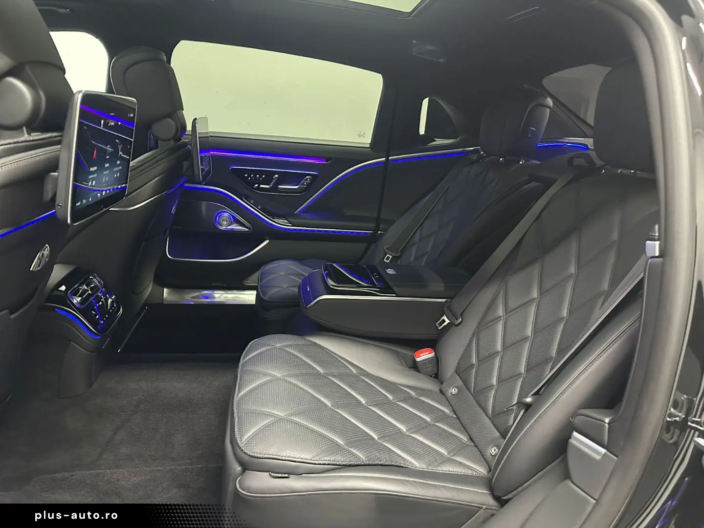 MERCEDES-BENZ S 680 Maybach 4 matic  PANO BURMESTER 4D