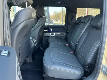 MERCEDES-BENZ G 63 4x4²   MANUFAKTUR CARBON NIGHTPAKET