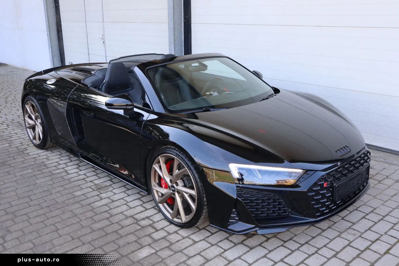 AUDI R8 Spyder V10 qu performance exclusive   SCHALE
