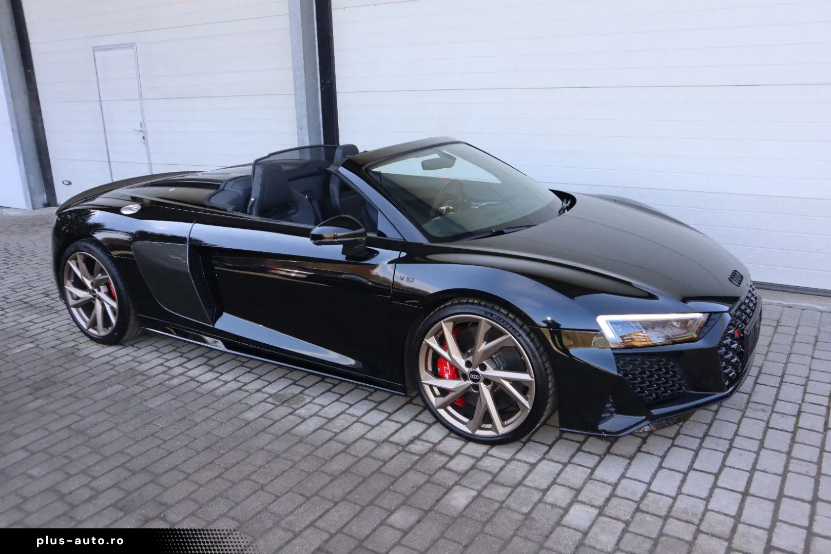 AUDI R8 Spyder V10 qu performance exclusive   SCHALE