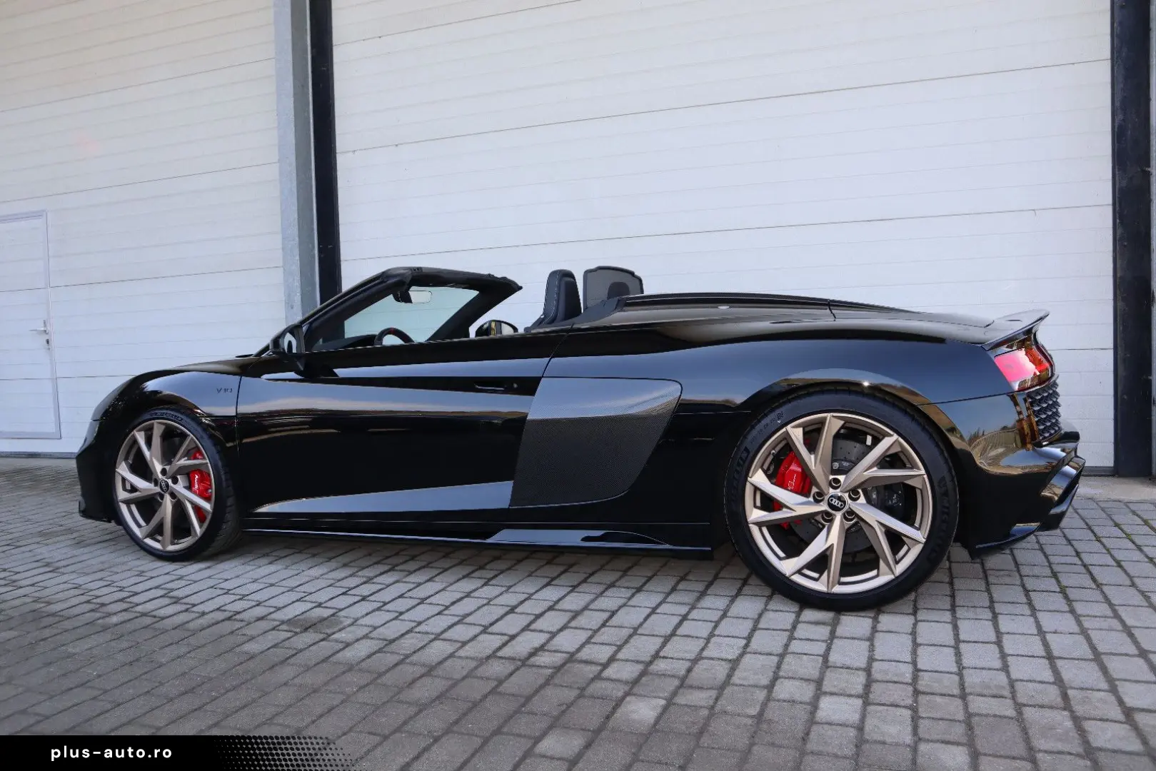 AUDI R8 Spyder V10 qu performance exclusive   SCHALE