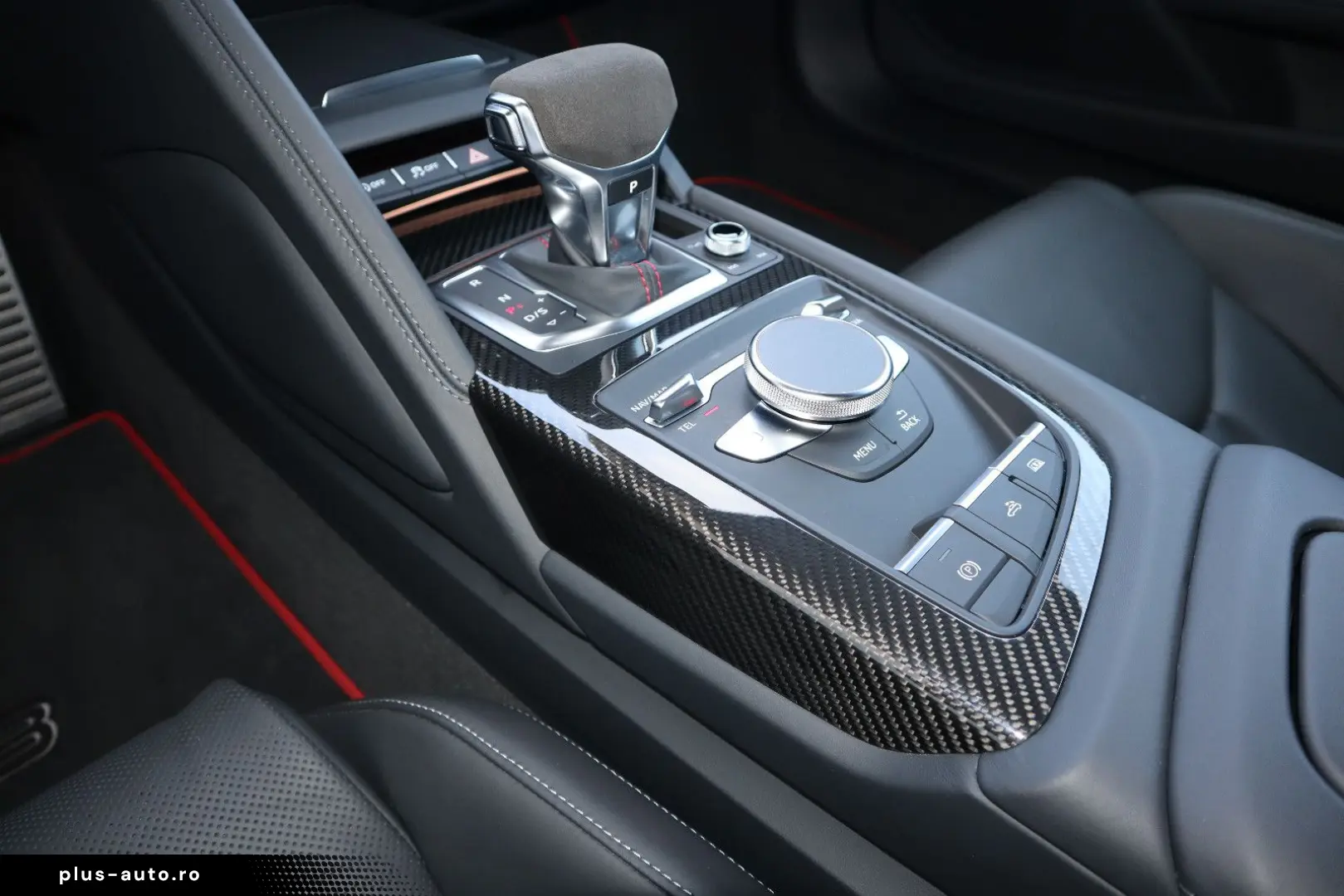 AUDI R8 Spyder V10 qu performance exclusive   SCHALE