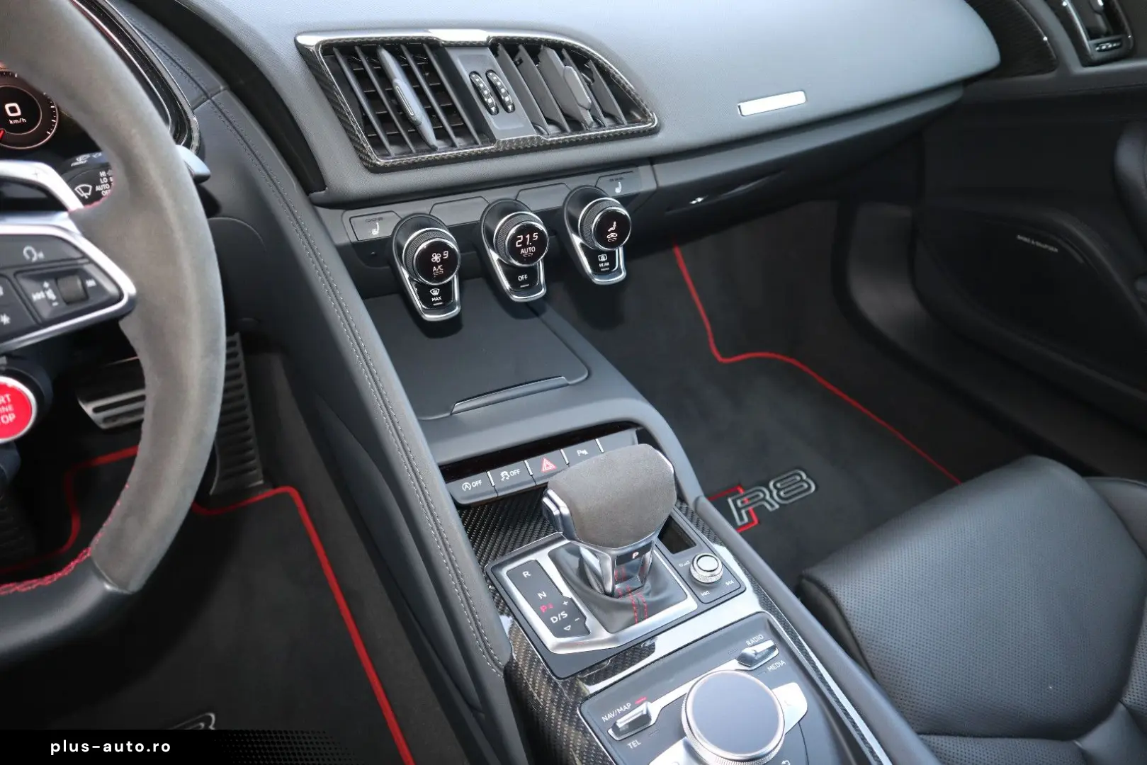 AUDI R8 Spyder V10 qu performance exclusive   SCHALE