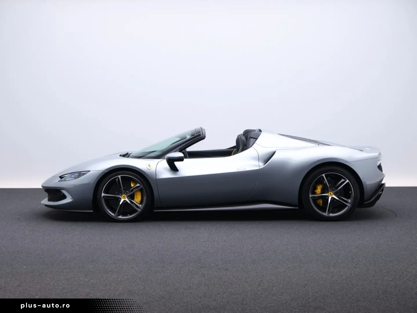 FERRARI 296 GTS      Ferrari Frankfurt