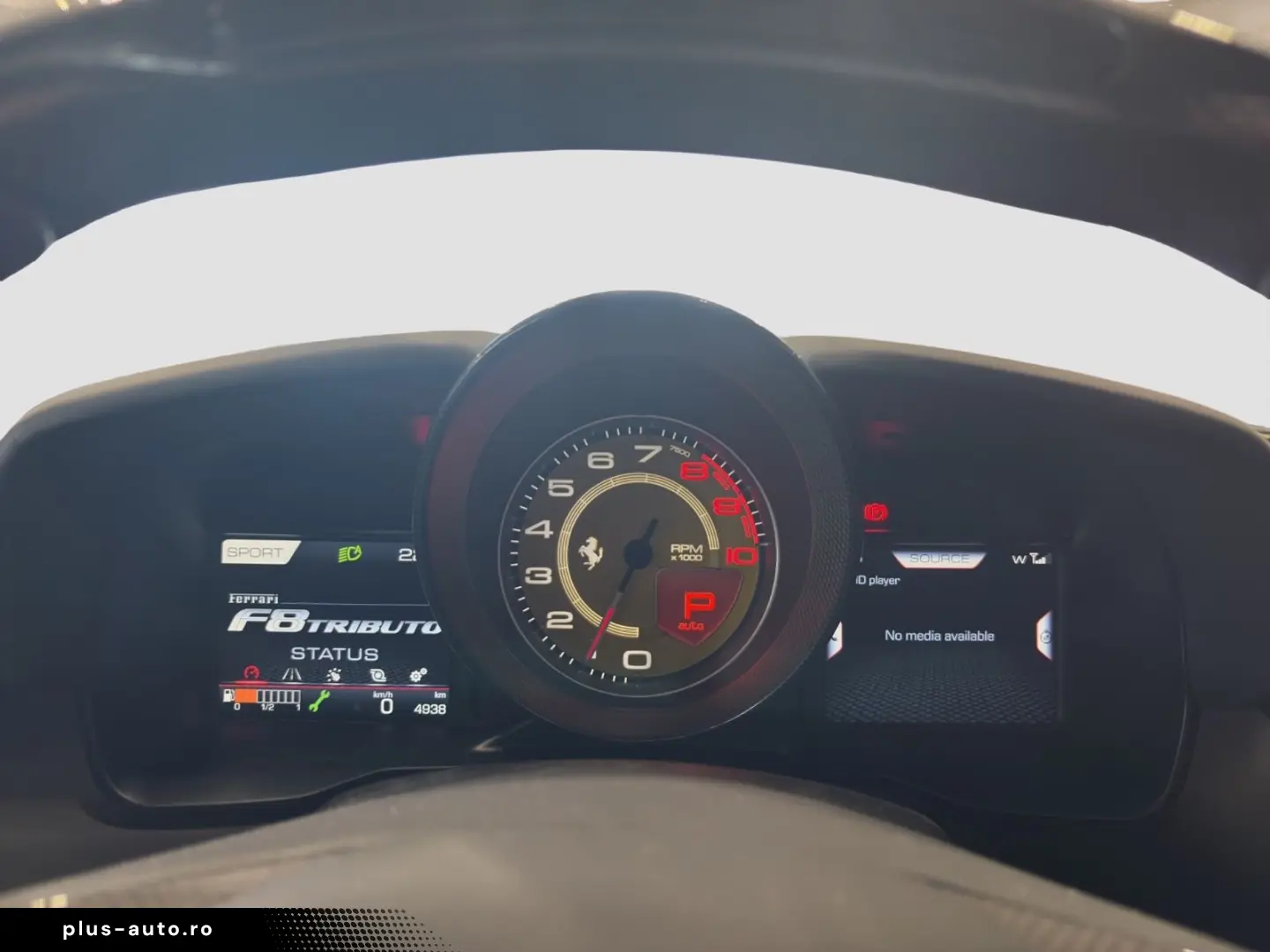 FERRARI F8 Tributo