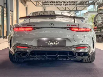 MERCEDES-BENZ AMG GT 63 S E PERFORMANCE alpin Night …