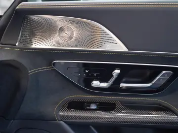 MERCEDES-BENZ AMG GT 63 S E PERFORMANCE alpin Night …