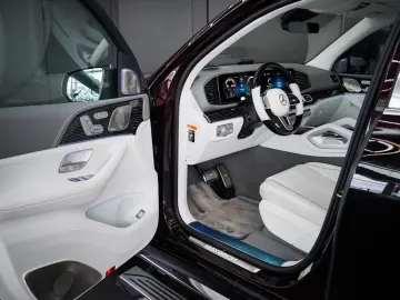 MERCEDES-BENZ GLS 600 Maybach 4Matic Two-Tone