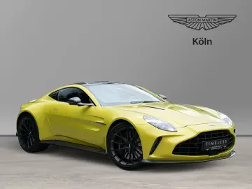 ASTON MARTIN Vantage Cosmopolitan Yellow   Onyx Black Carbon